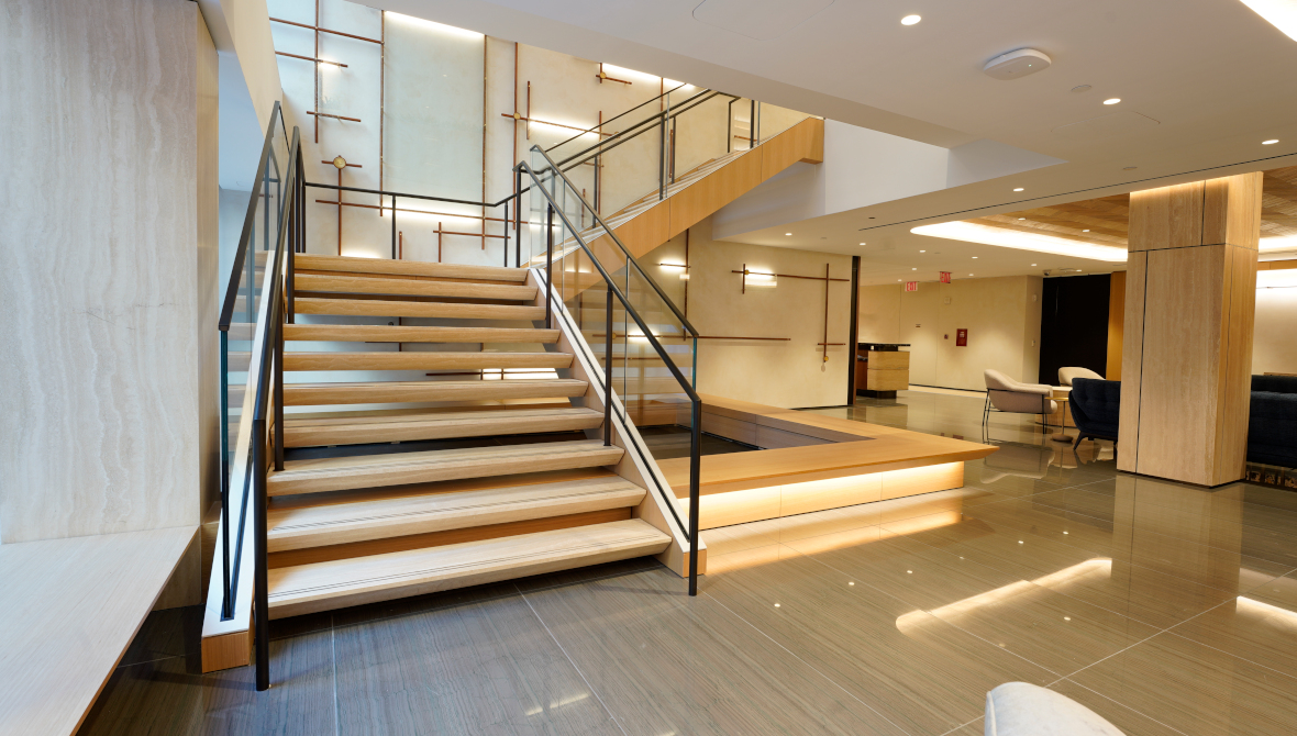2412 HubStair